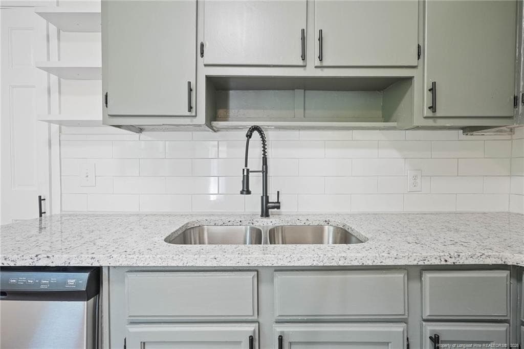 Photo 10 - 941 Louise Circle, Fayetteville, NC 28314, Fayetteville
