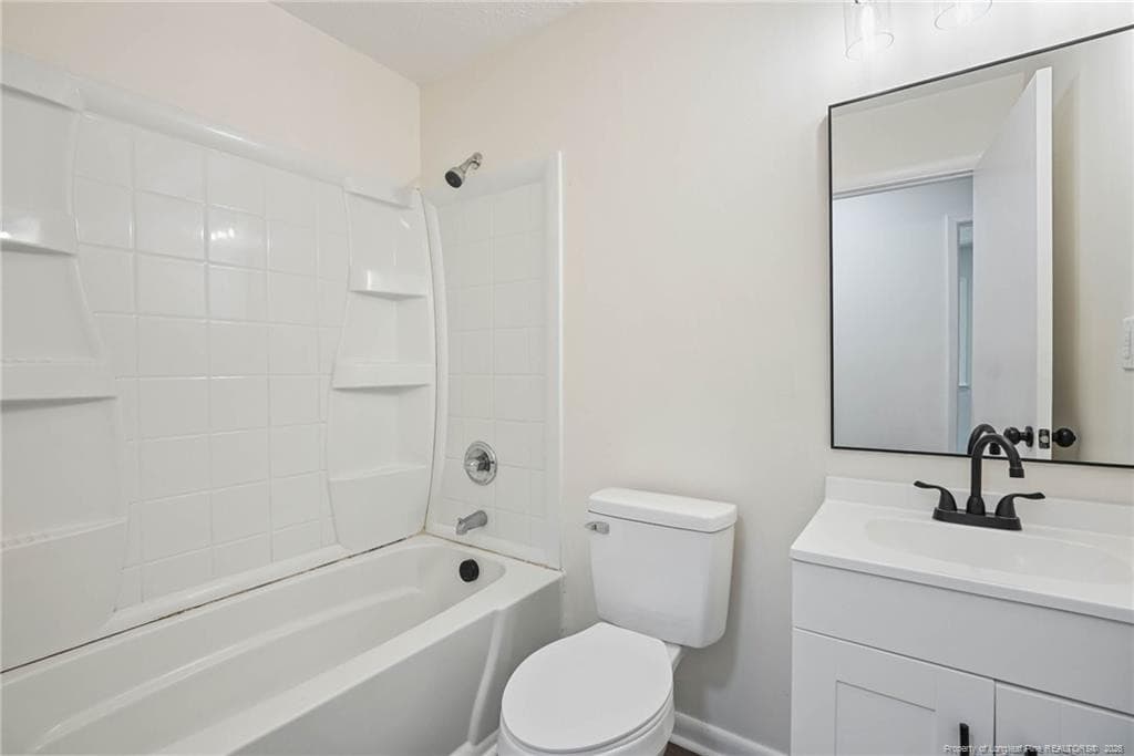 Photo 15 - 941 Louise Circle, Fayetteville, NC 28314, Fayetteville
