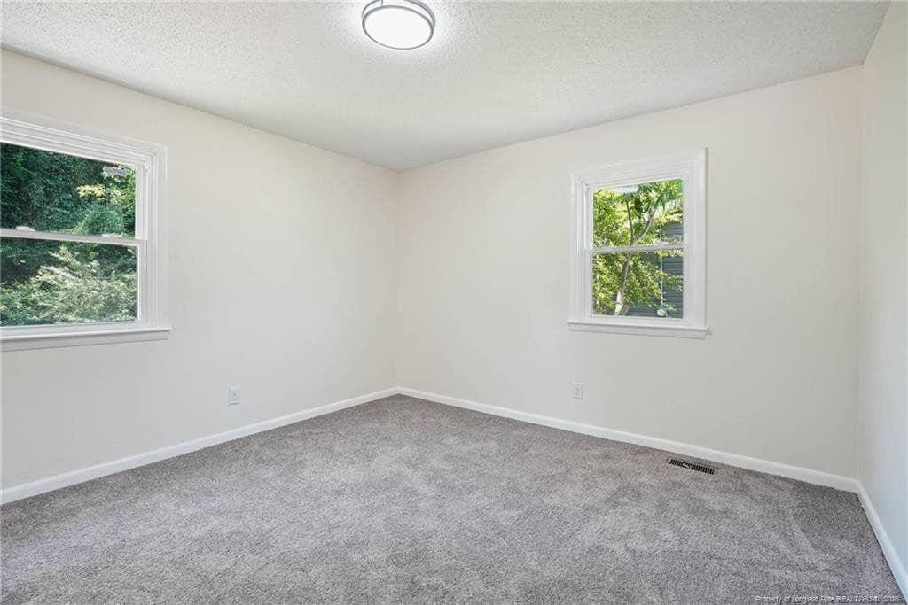 Photo 16 - 941 Louise Circle, Fayetteville, NC 28314, Fayetteville