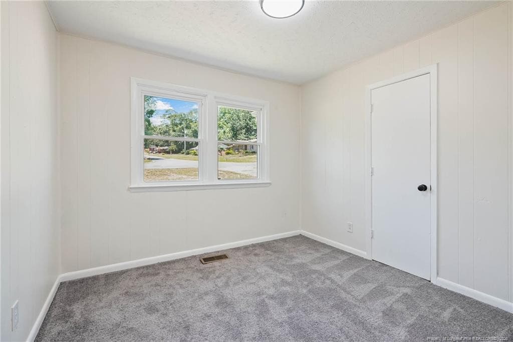 Photo 18 - 941 Louise Circle, Fayetteville, NC 28314, Fayetteville