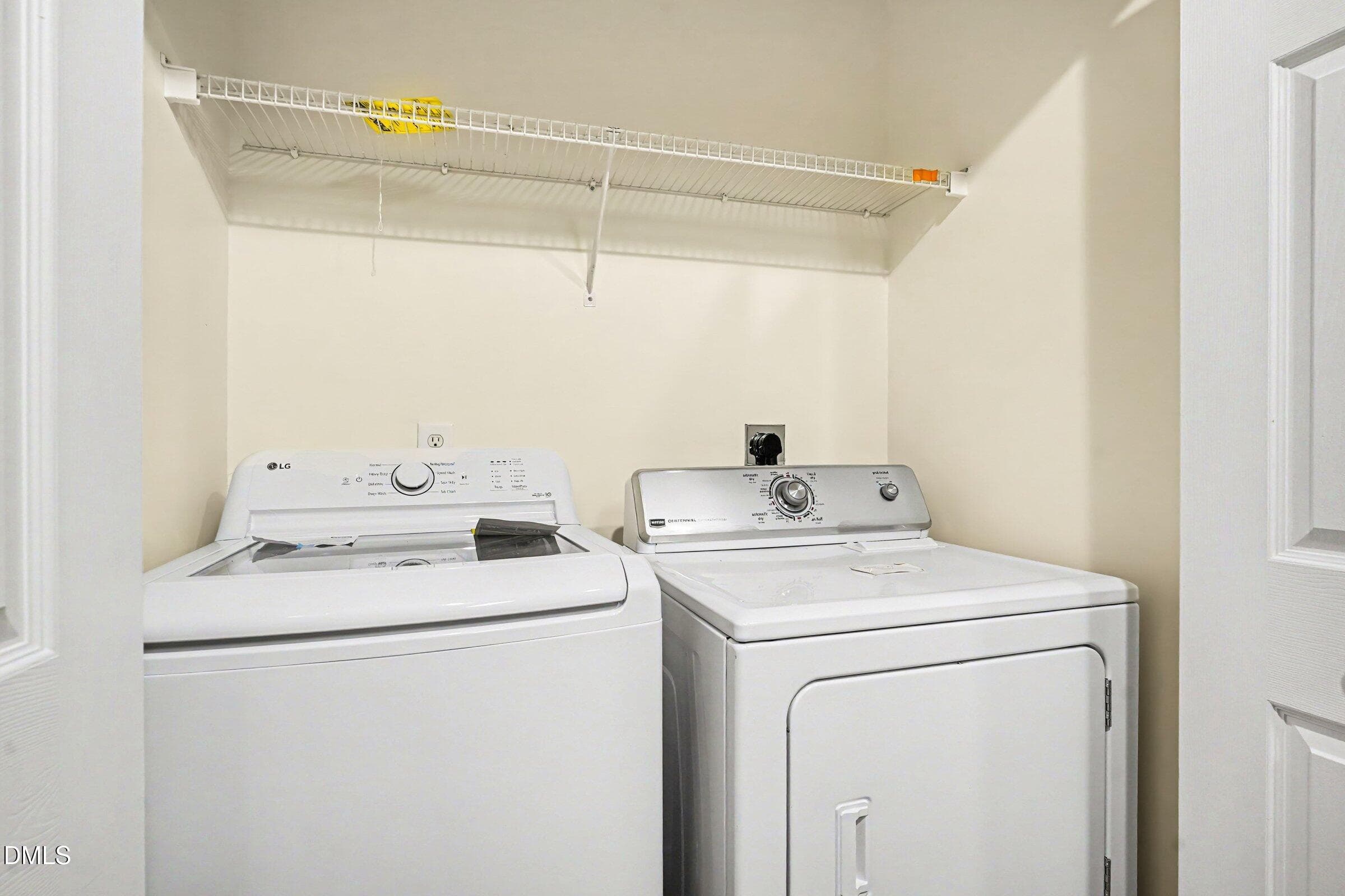 MF_washerdryer - 2651 Mellow Field Drive 203, Raleigh, NC 27604, Raleigh
