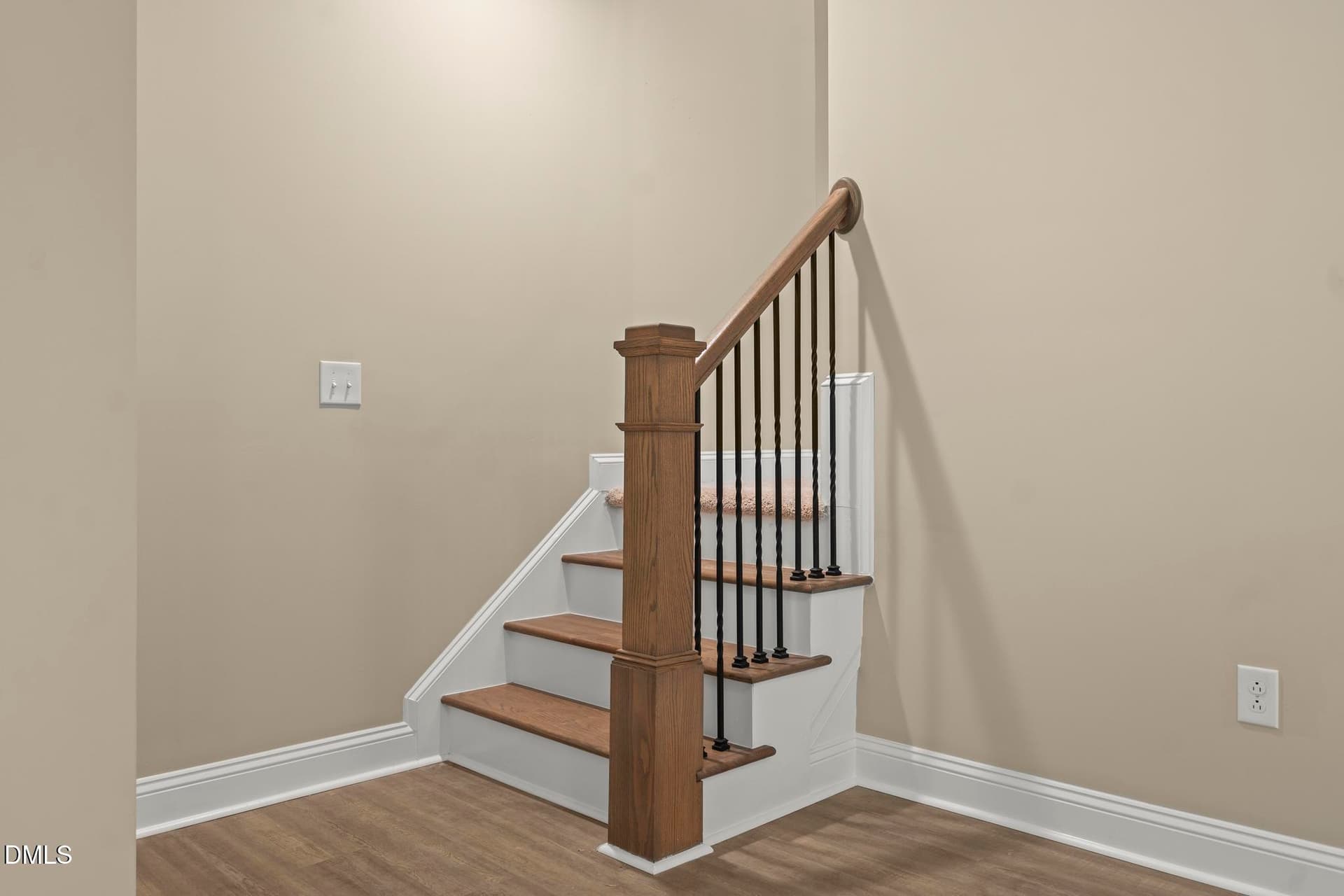 412 meridian stairs 6826 - 412 Meridian Crossing, Sanford, NC 27330