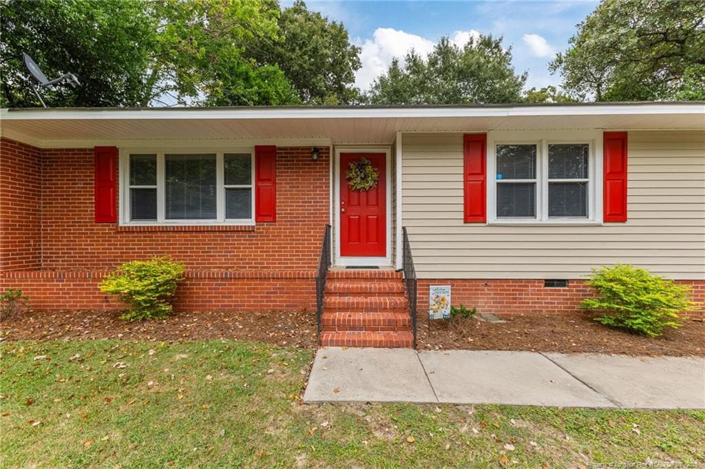 Photo 2 - 1021 Martindale Drive, Fayetteville, NC 28304, Fayetteville