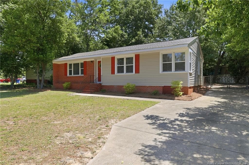 Photo 4 - 1021 Martindale Drive, Fayetteville, NC 28304, Fayetteville
