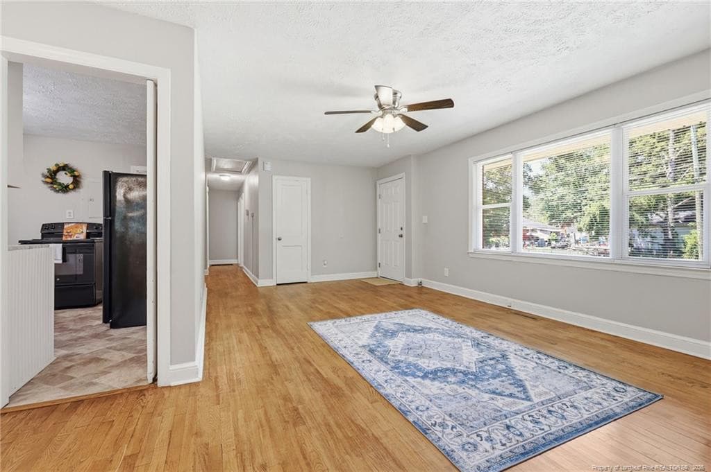 Photo 10 - 1021 Martindale Drive, Fayetteville, NC 28304, Fayetteville