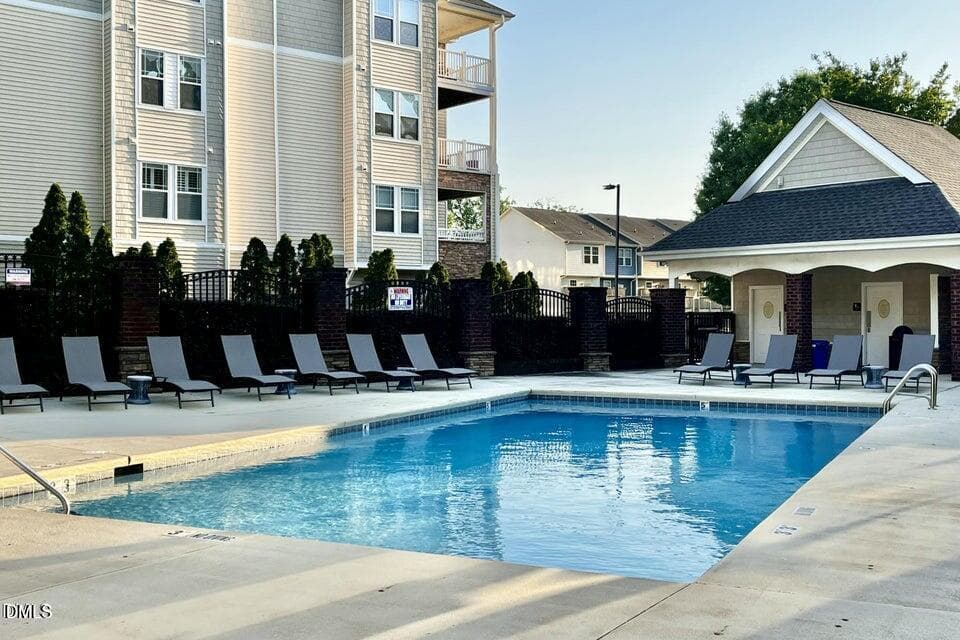 Pool pic 1 - 2801 Wilshire Hill Drive 105, Raleigh, NC 27604, Raleigh