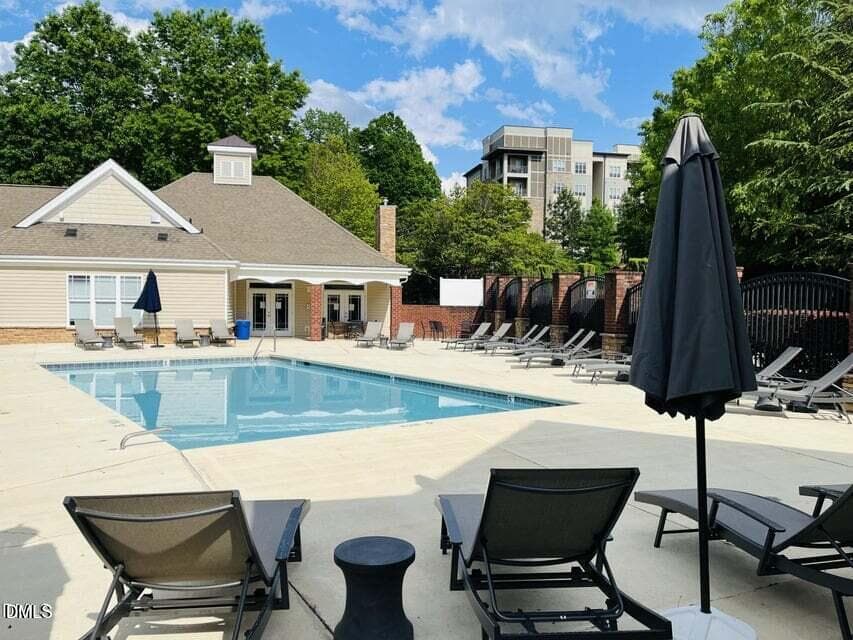 Pool pic 2 - 2801 Wilshire Hill Drive 105, Raleigh, NC 27604, Raleigh