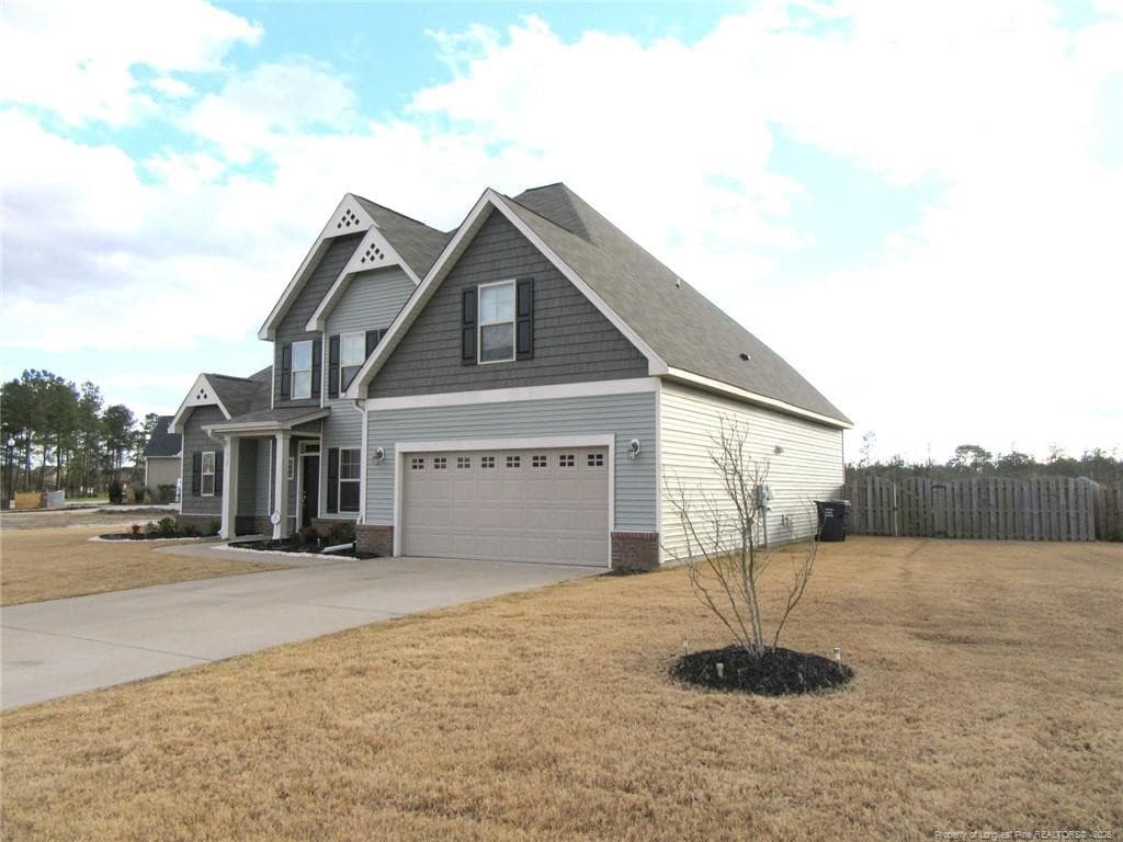 Double Garage - 512 Rossendale Drive, Hope Mills, NC 28348