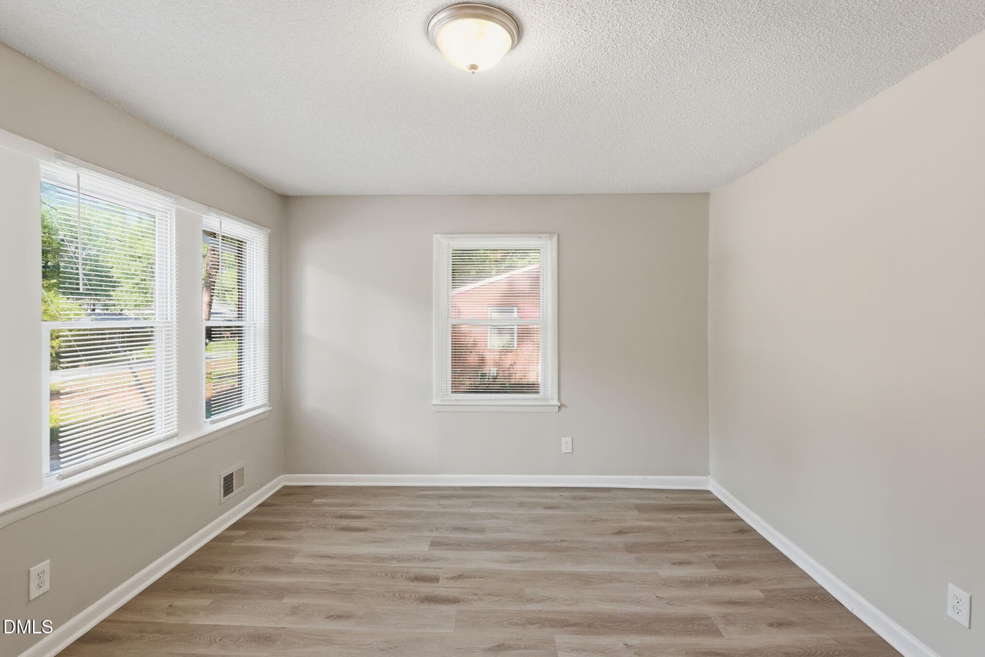 004_ListerPros - 113 E Franklin Street, Zebulon, NC 27597