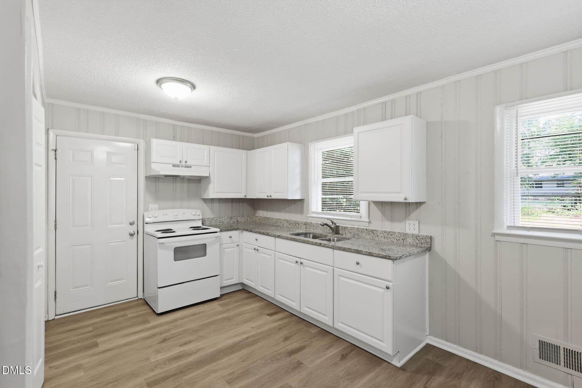 007_ListerPros - 113 E Franklin Street, Zebulon, NC 27597