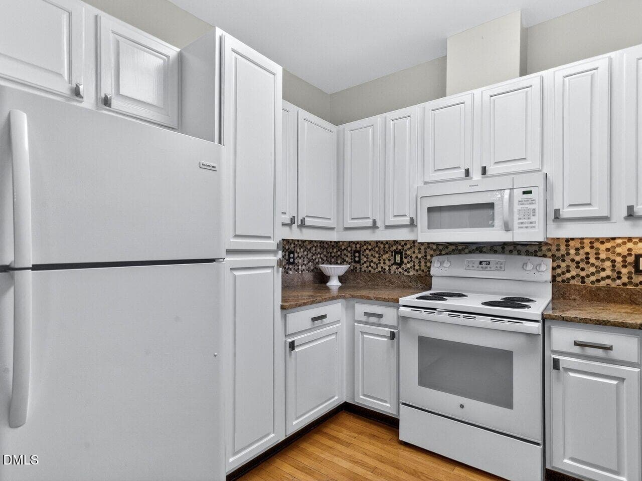 014-1280x960-kitchen - 1700 Tiffany Bay Court 304, Raleigh, NC 27609, Raleigh