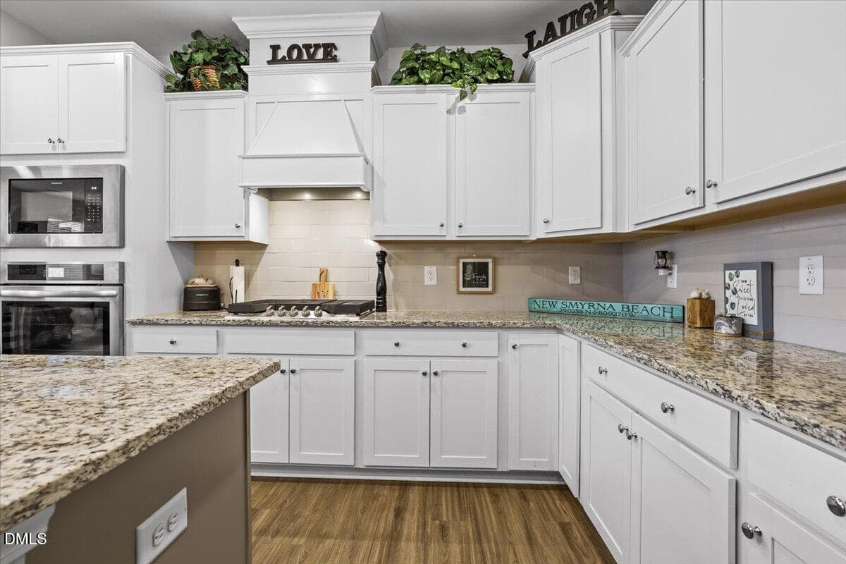 17 Village Edge Dr Kitchen - 17 Village Edge Drive, Lillington, NC 27546
