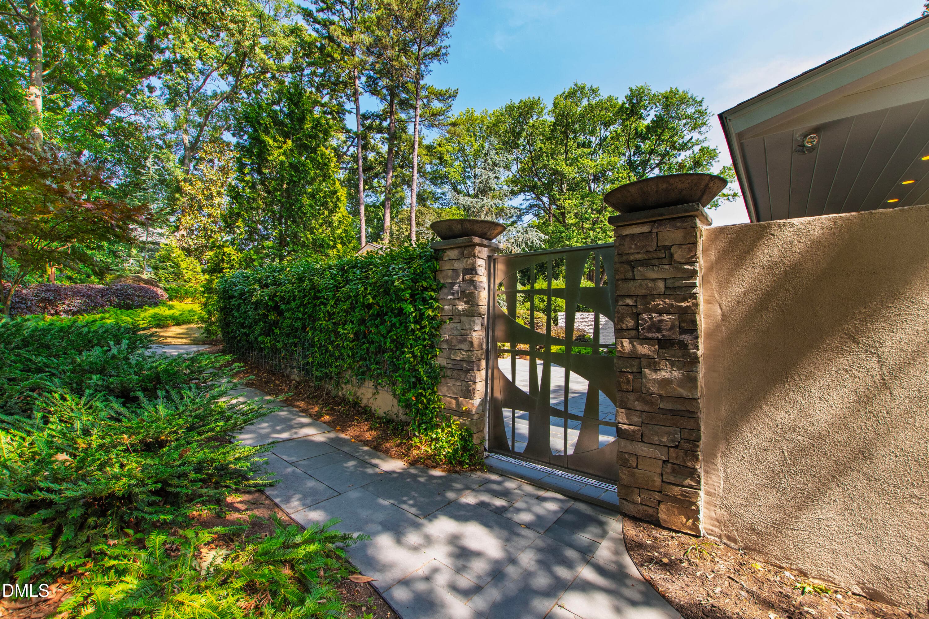 Toxey (29) - 2751 Toxey Drive, Raleigh, NC 27609, Raleigh