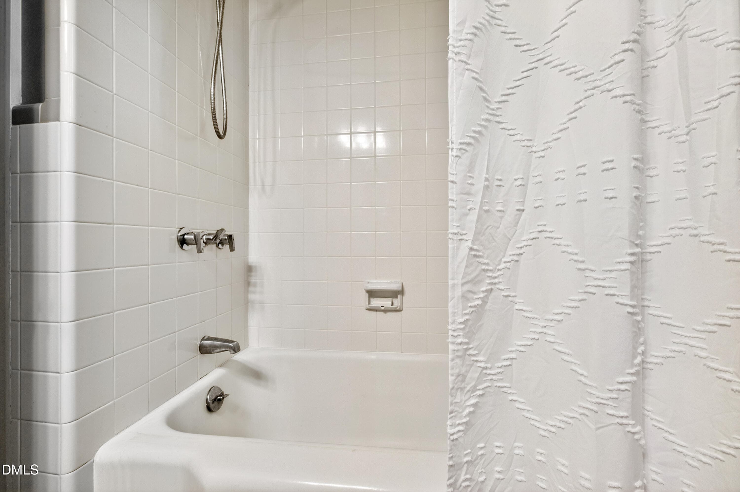 Toxey (75) - 2751 Toxey Drive, Raleigh, NC 27609, Raleigh