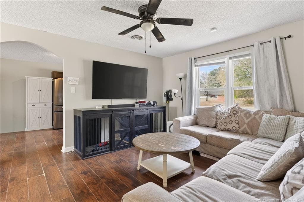 Photo 4 - 1083 Strickland Bridge Road, Fayetteville, NC 28304, Fayetteville