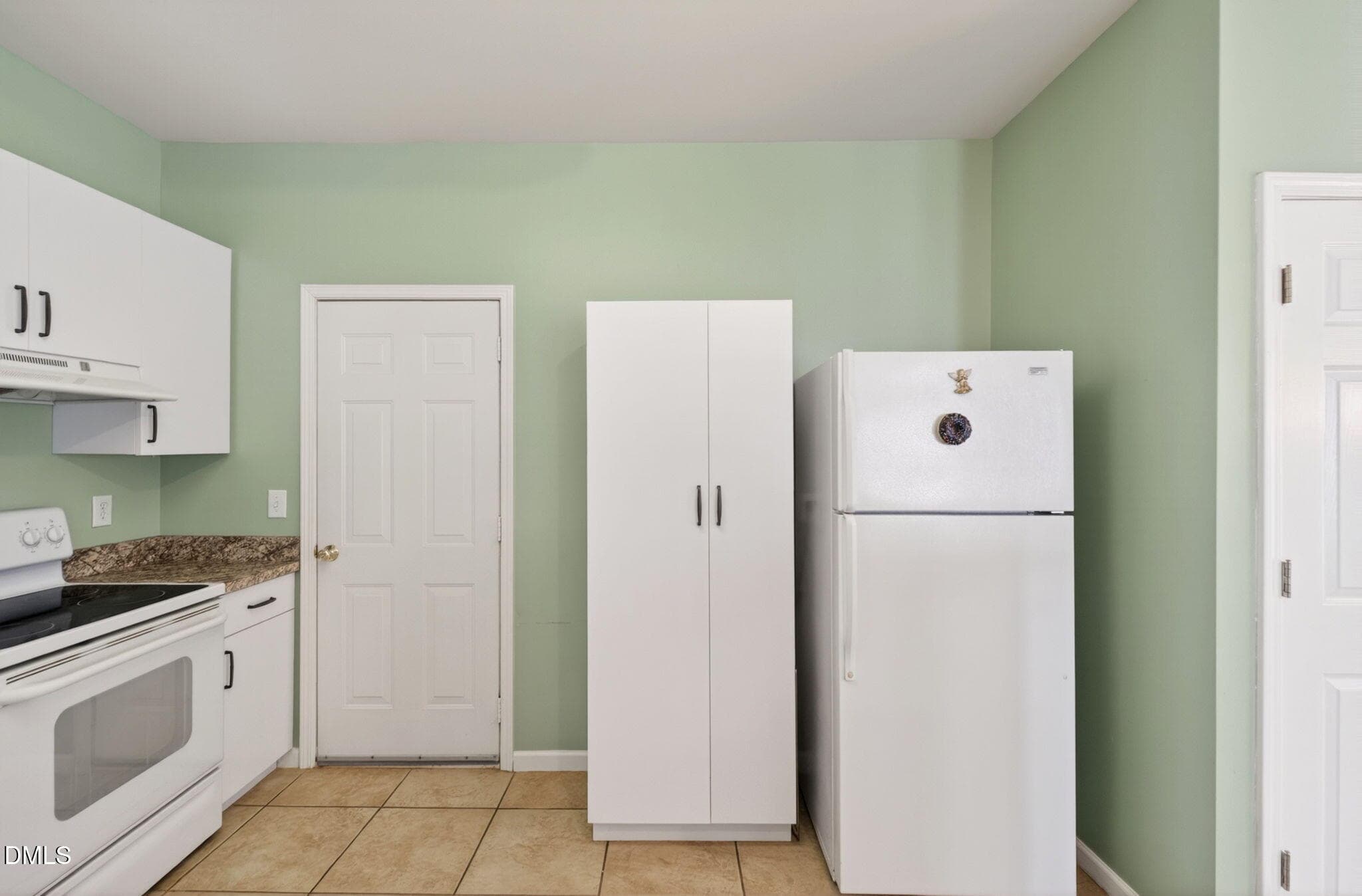 Kitchen - 5328 Logos Court, Raleigh, NC 27610, Raleigh