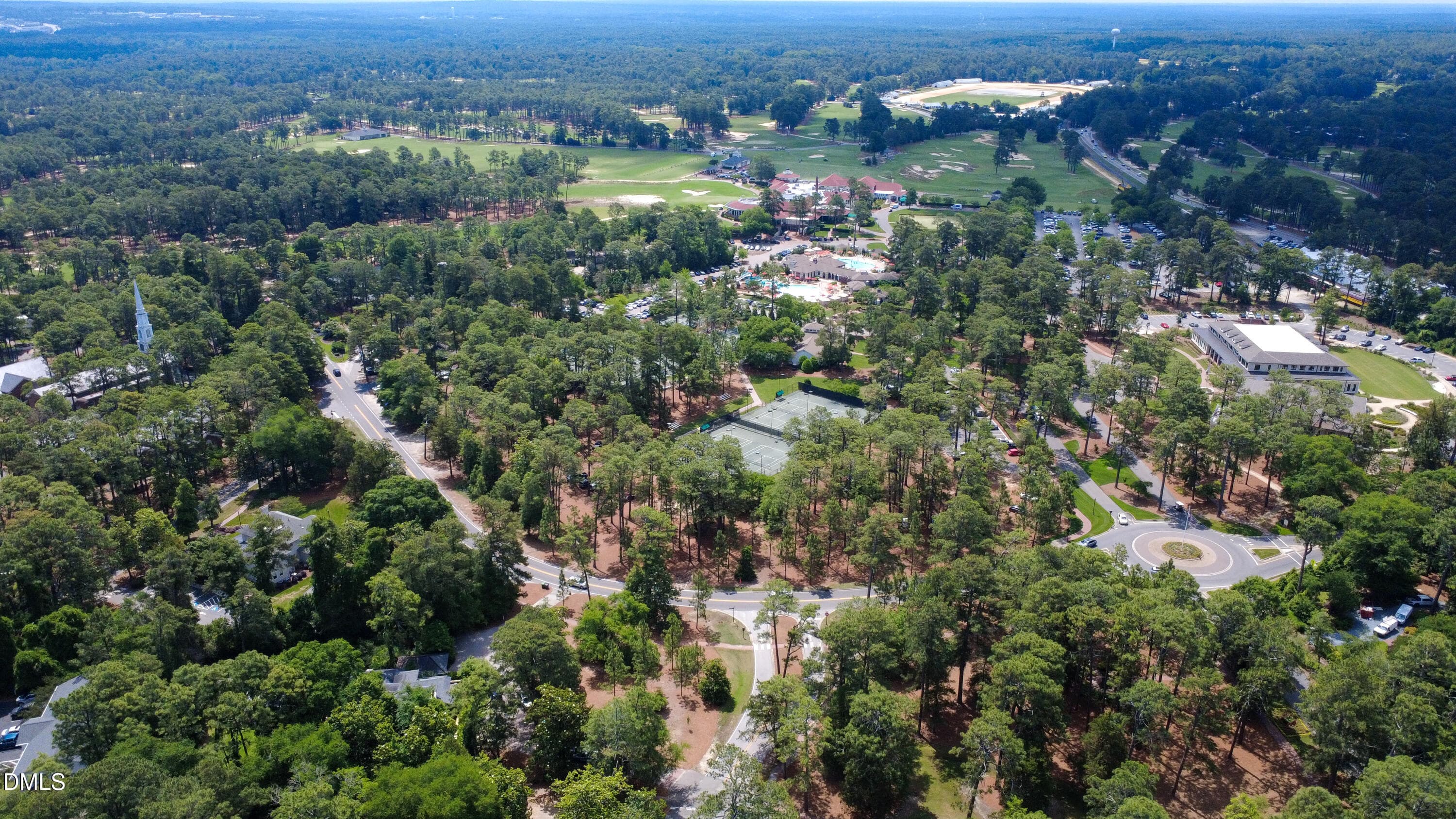 Pinehurst Country Club - 25 Magnolia Road, Pinehurst, NC 28374