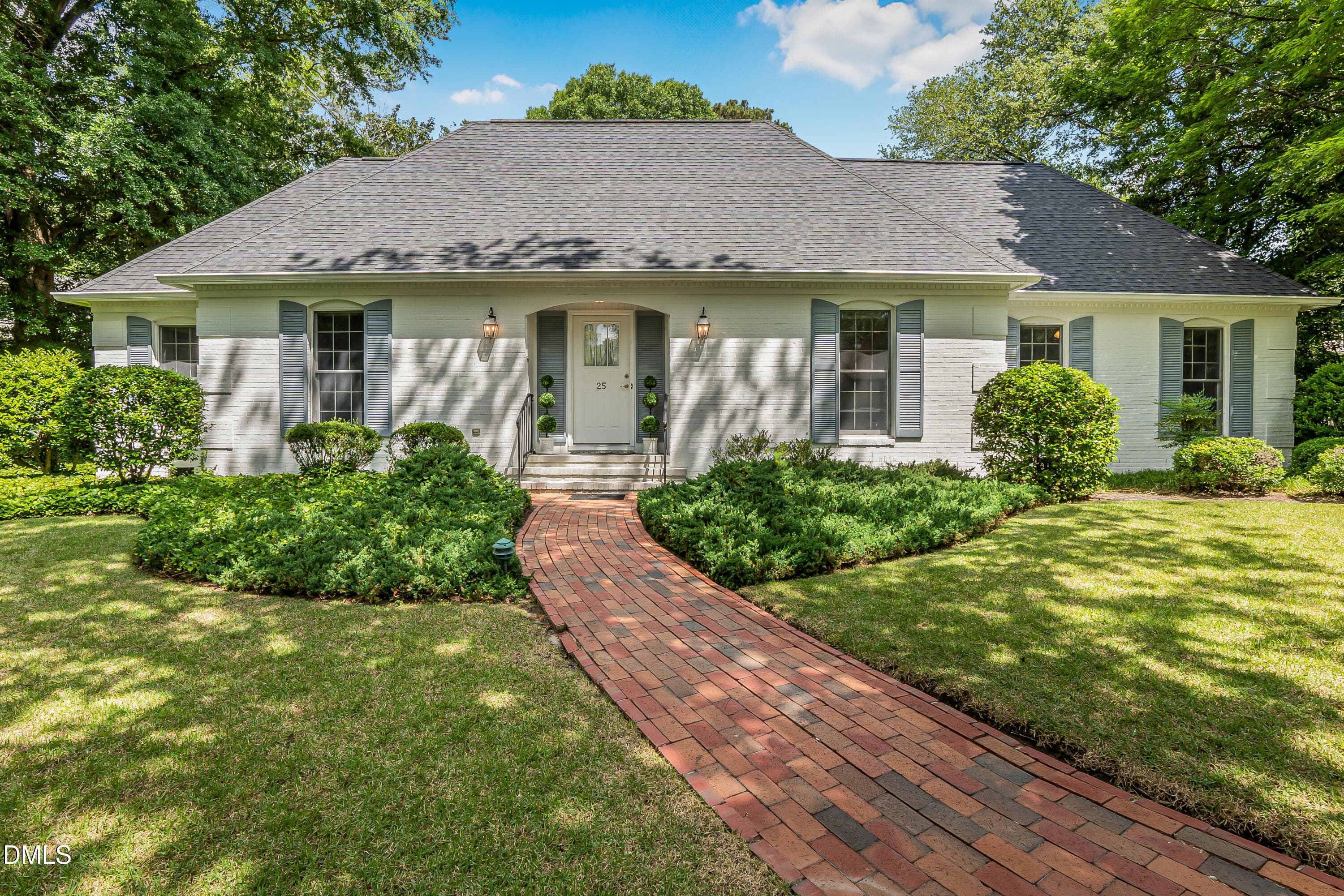 25 Magnolia RD - 25 Magnolia Road, Pinehurst, NC 28374