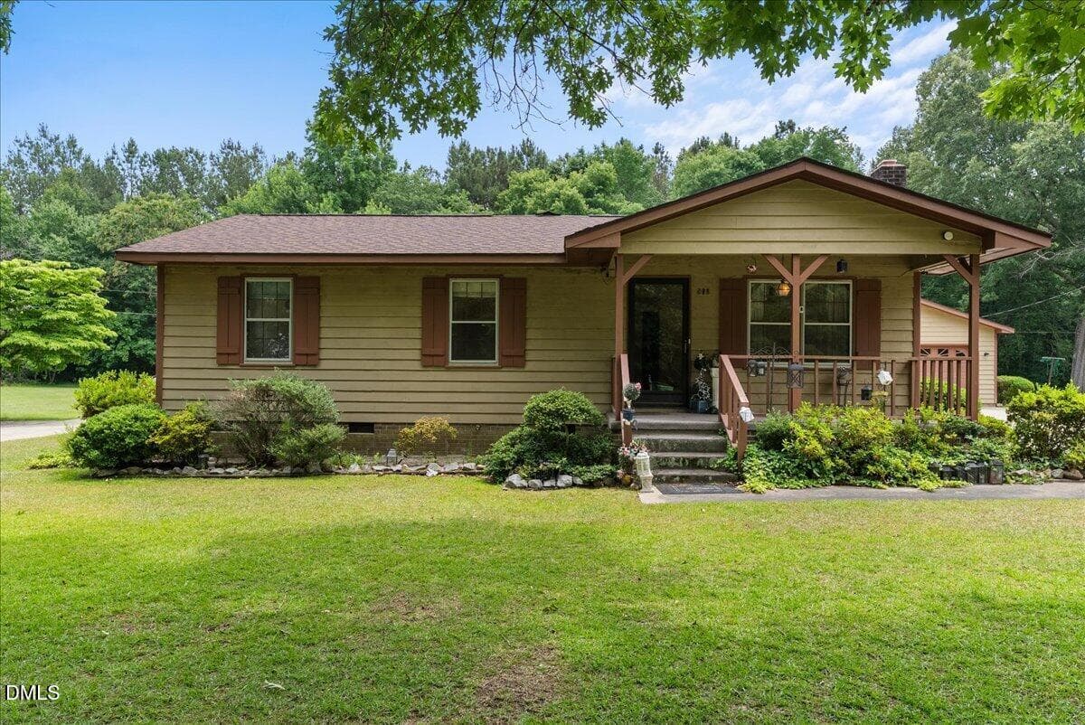 02-DSC02353 - Copy - 311 Farley Circle, Roanoke Rapids, NC 27870
