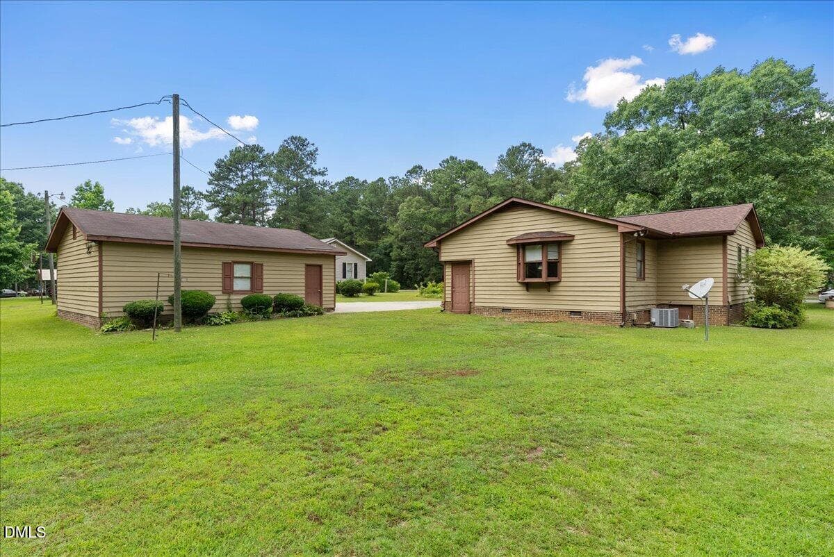 04-DSC02359 - 311 Farley Circle, Roanoke Rapids, NC 27870