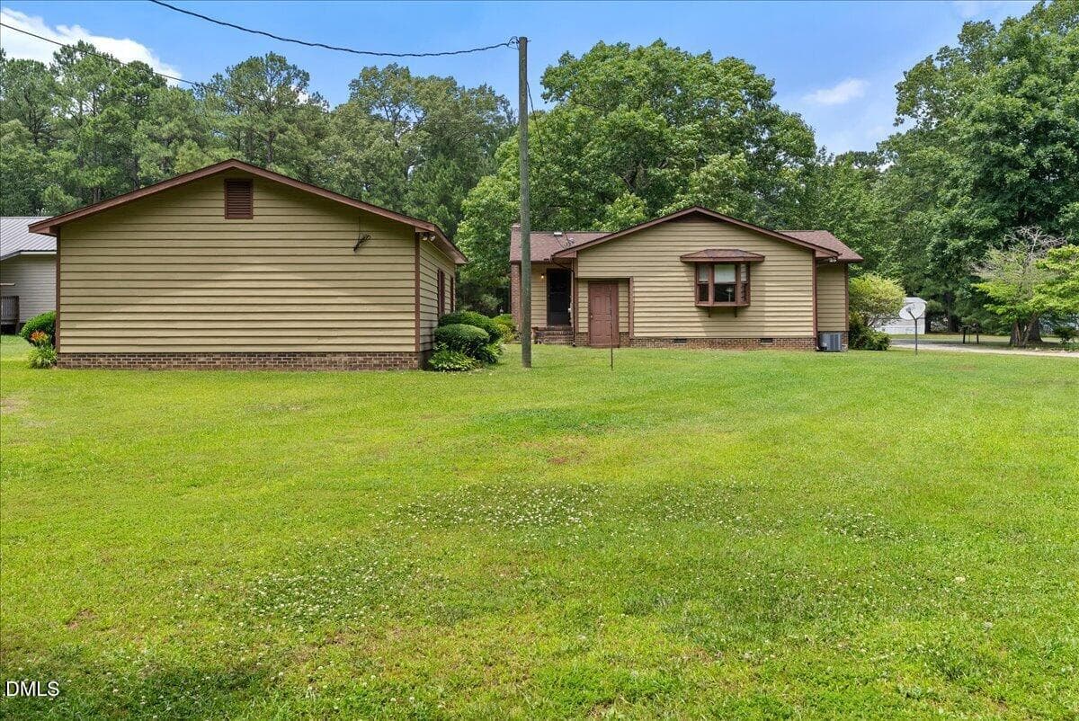 05-DSC02362 - 311 Farley Circle, Roanoke Rapids, NC 27870