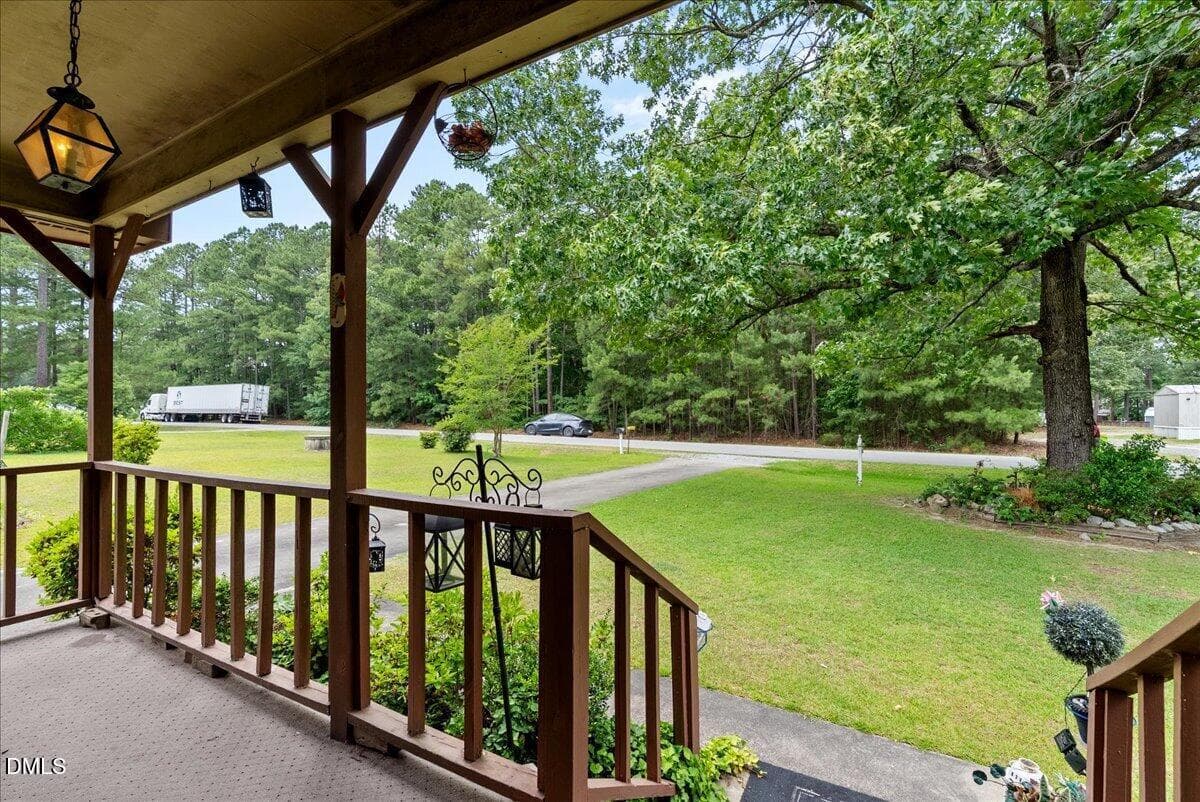 09-DSC02374 - 311 Farley Circle, Roanoke Rapids, NC 27870