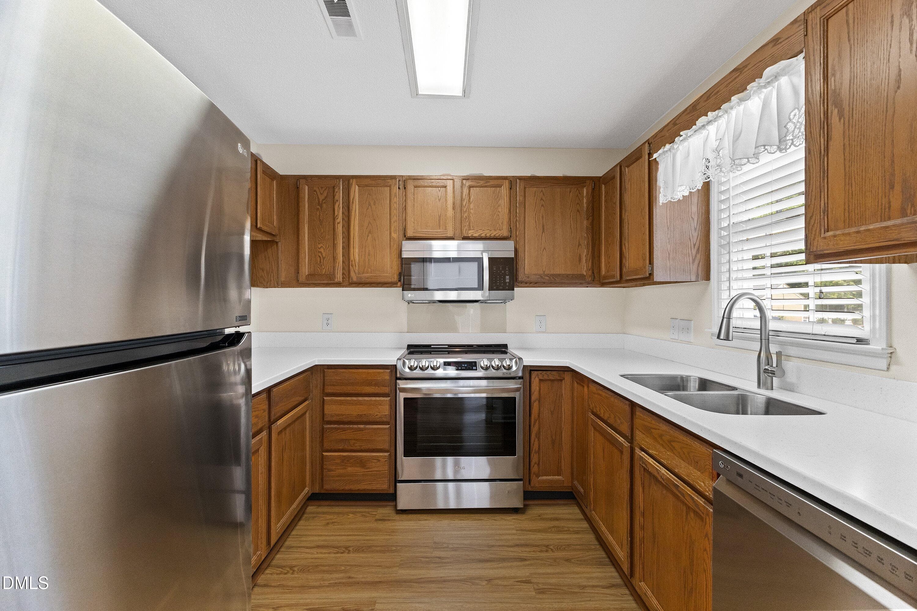 18-1708 Township Cir 118 Temple_0546 - 1708 Township Circle, Raleigh, NC 27609, Raleigh