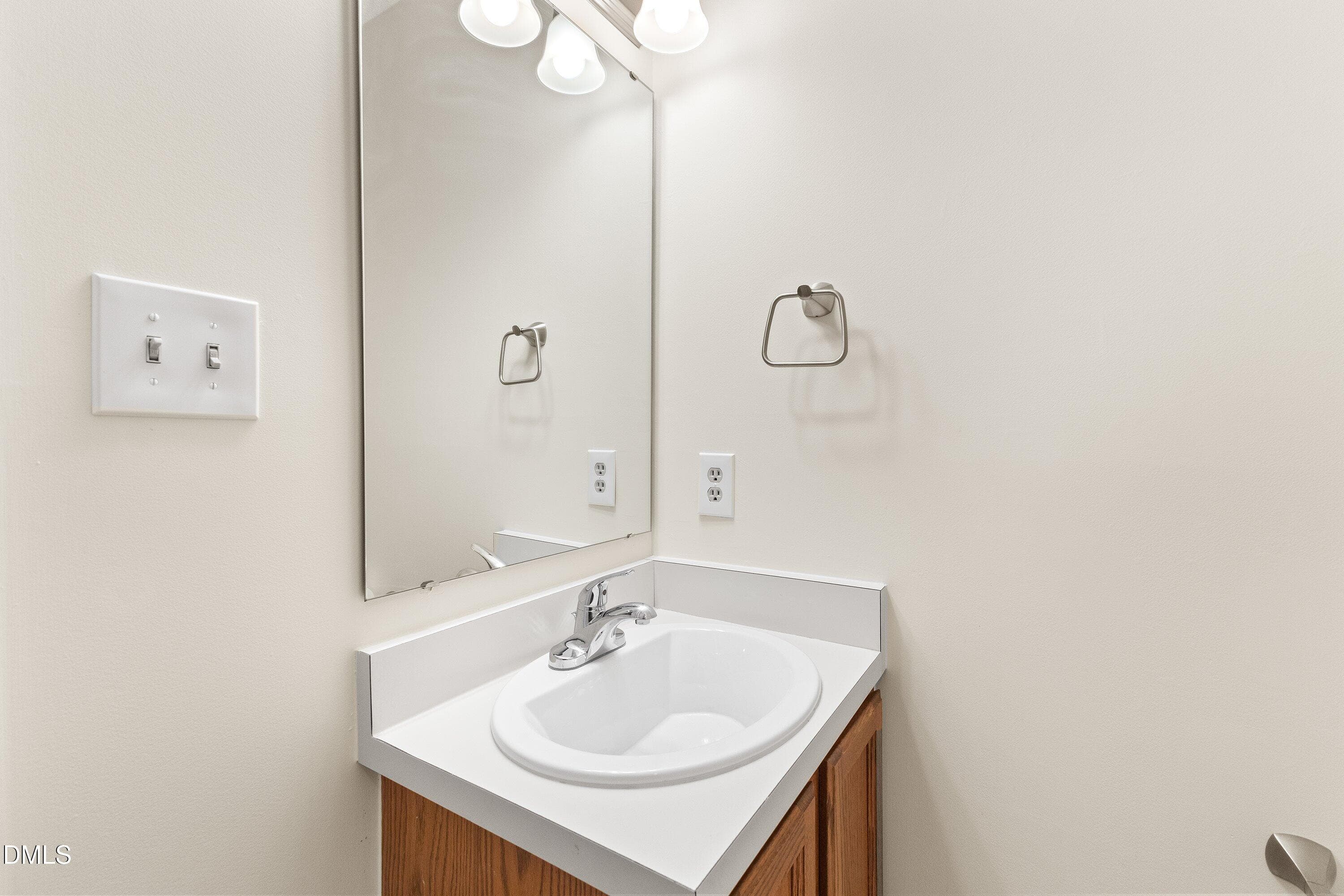 30-1708 Township Cir 118 Temple_0616 - 1708 Township Circle, Raleigh, NC 27609, Raleigh
