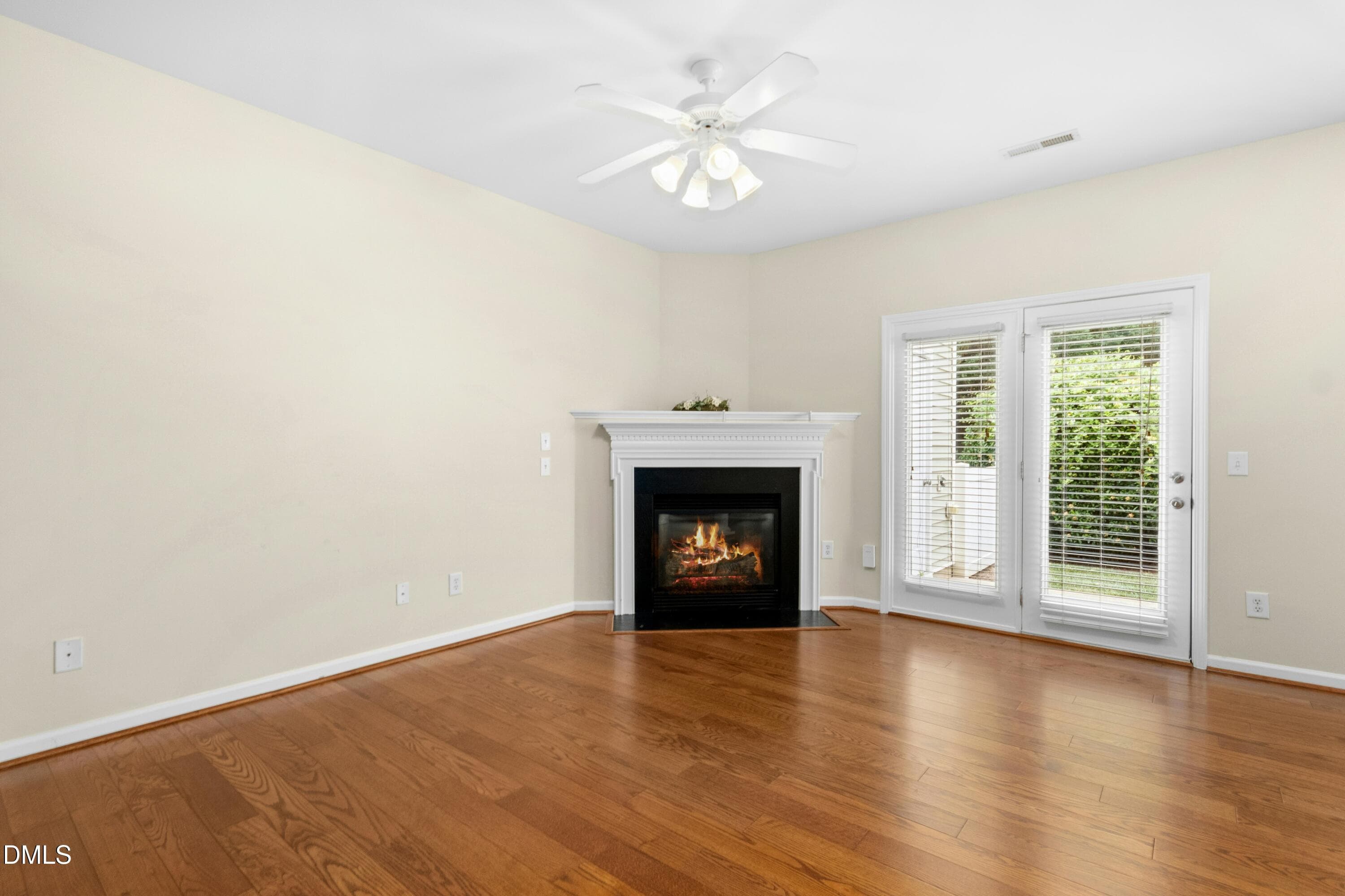 patio doors - 5541 Nur Lane, Raleigh, NC 27606, Raleigh