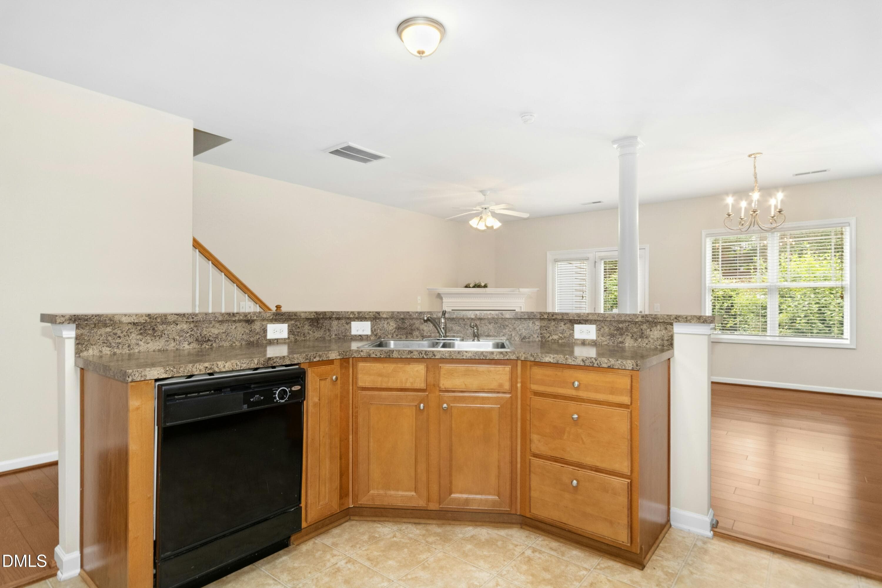 dishwasher - 5541 Nur Lane, Raleigh, NC 27606, Raleigh