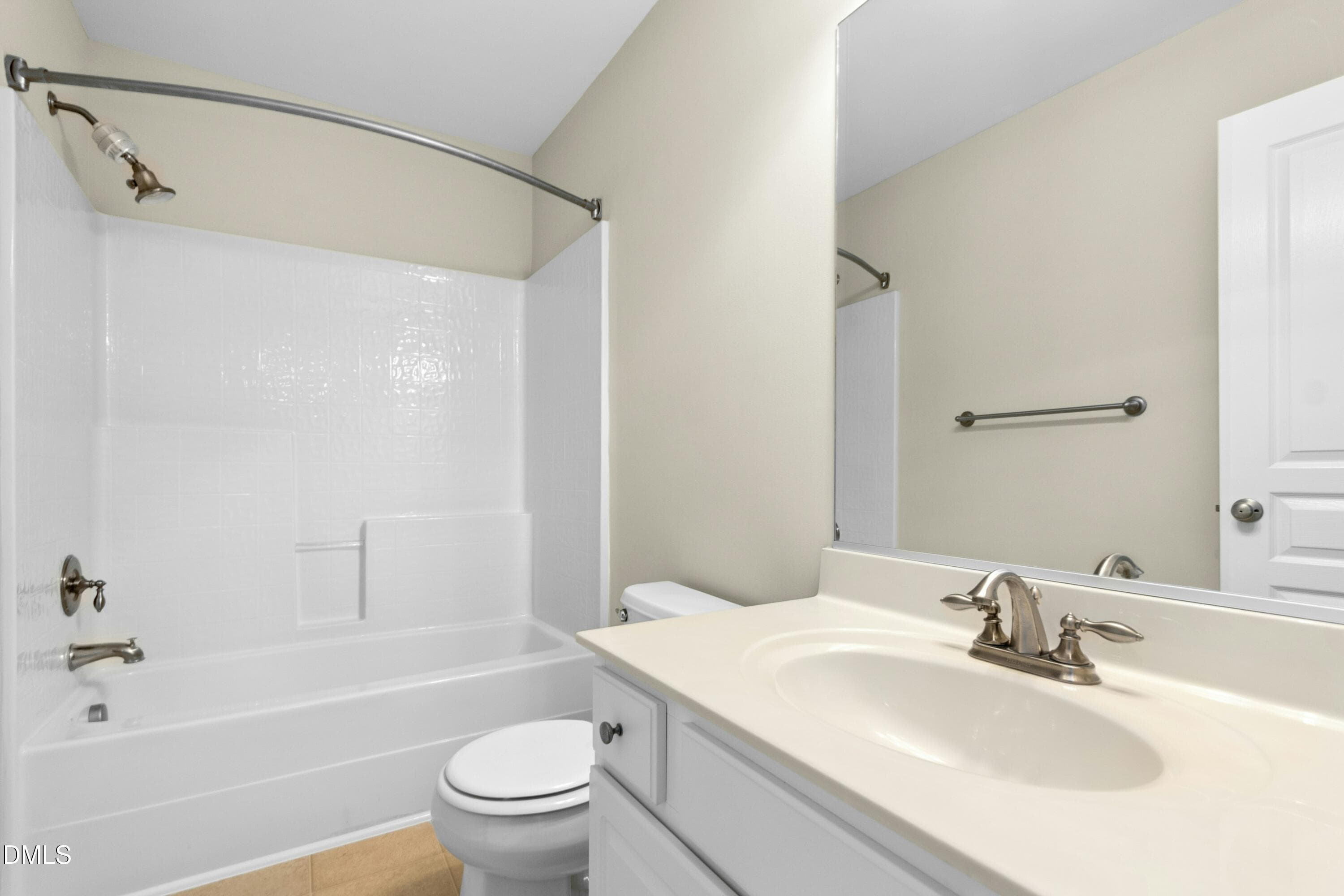 buddy bath - 5541 Nur Lane, Raleigh, NC 27606, Raleigh