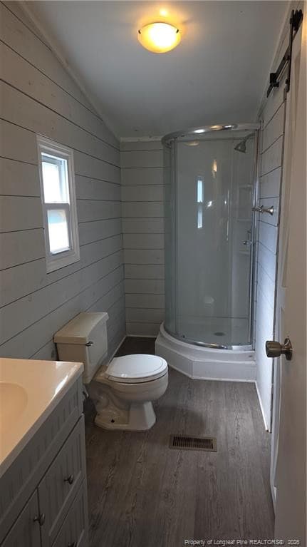 Photo 10 - 304 McDougald Drive, Raeford, NC 28376