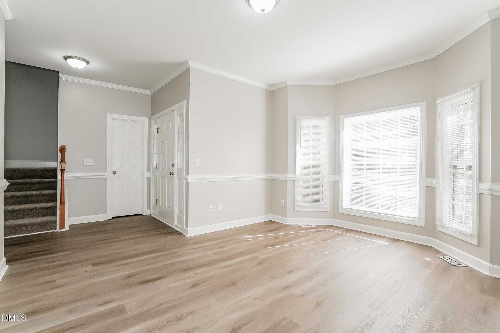 2-photo-Living-Room-15e02da8-11f0-464a-9 - 1500 Exeton Court, Raleigh, NC 27615, Raleigh