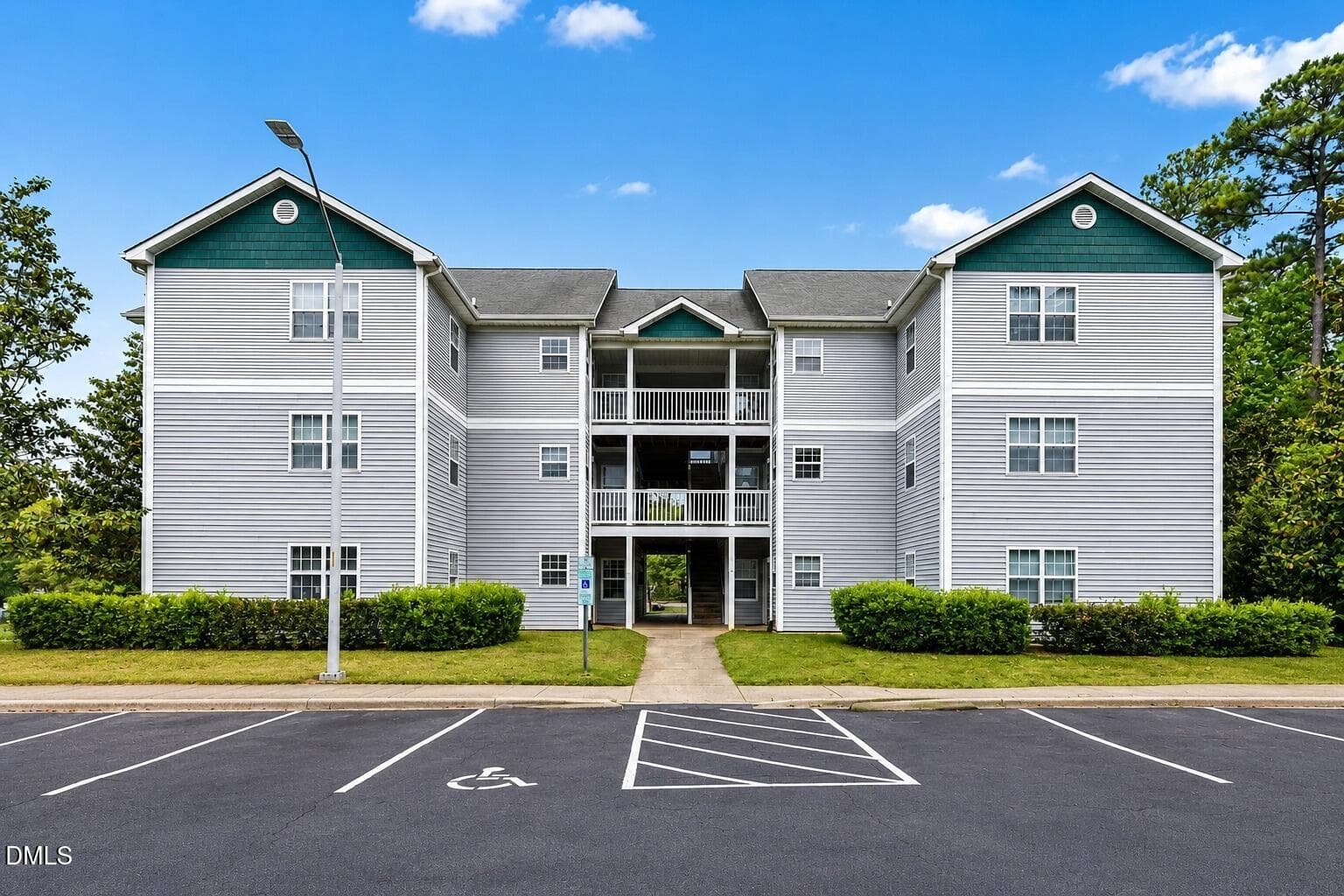 2031 Wolfmill Drive #301, Raleigh, NC 27603