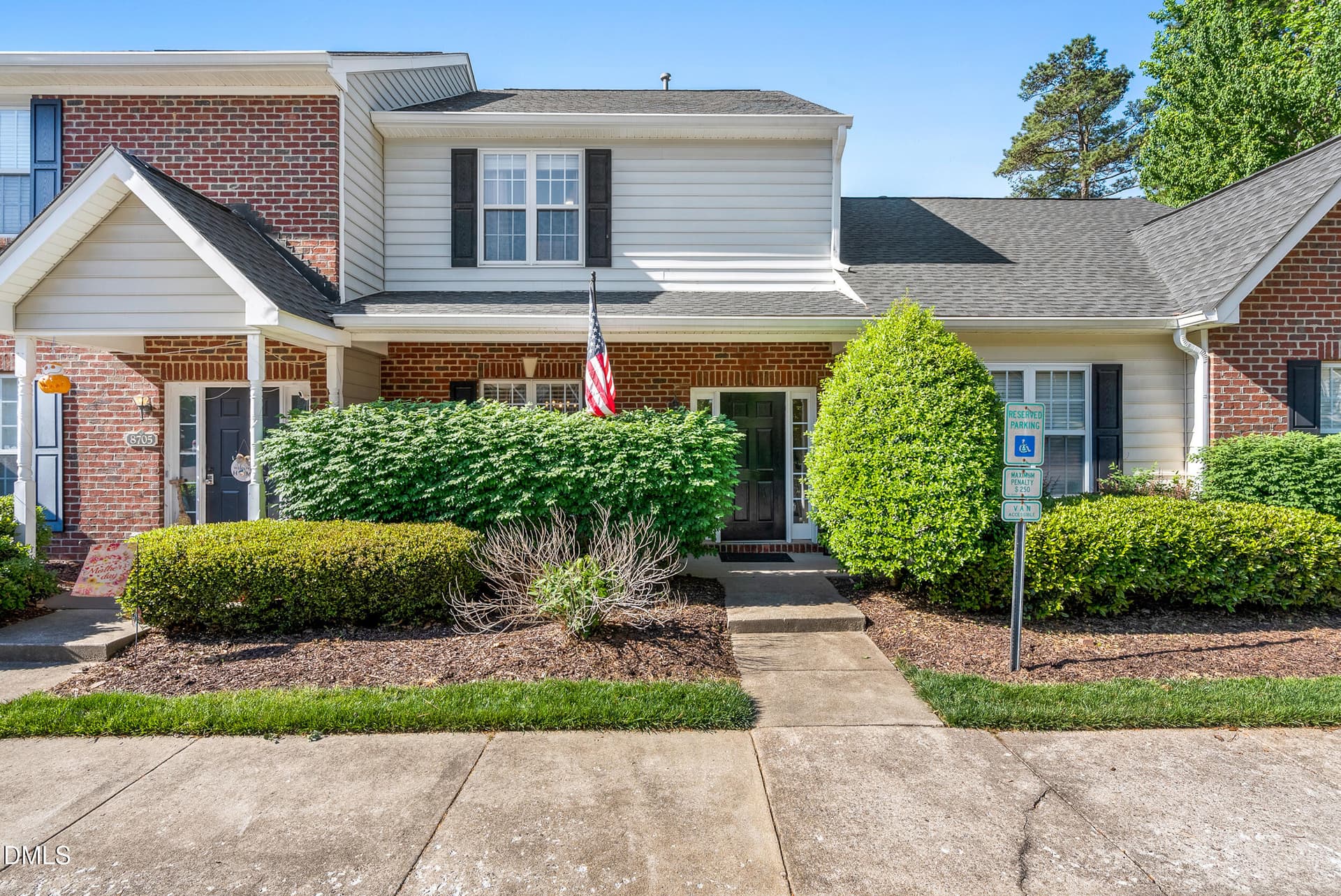8707 Leeds Forest Lane, Raleigh, NC 27615