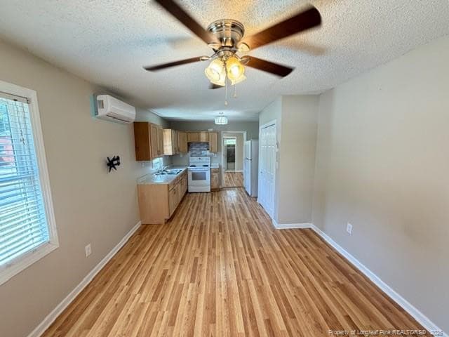 Photo 2 - 208 Scarborough Street A AND B, Spring Lake, NC 28390