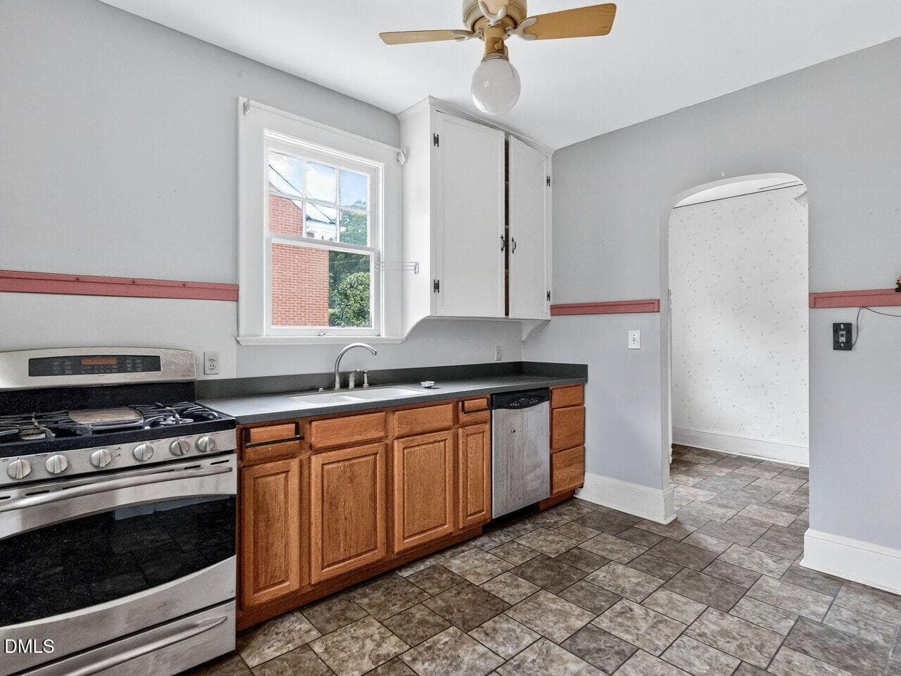 013-1280x960-kitchen - 1509 Caswell Street, Raleigh, NC 27608, Raleigh