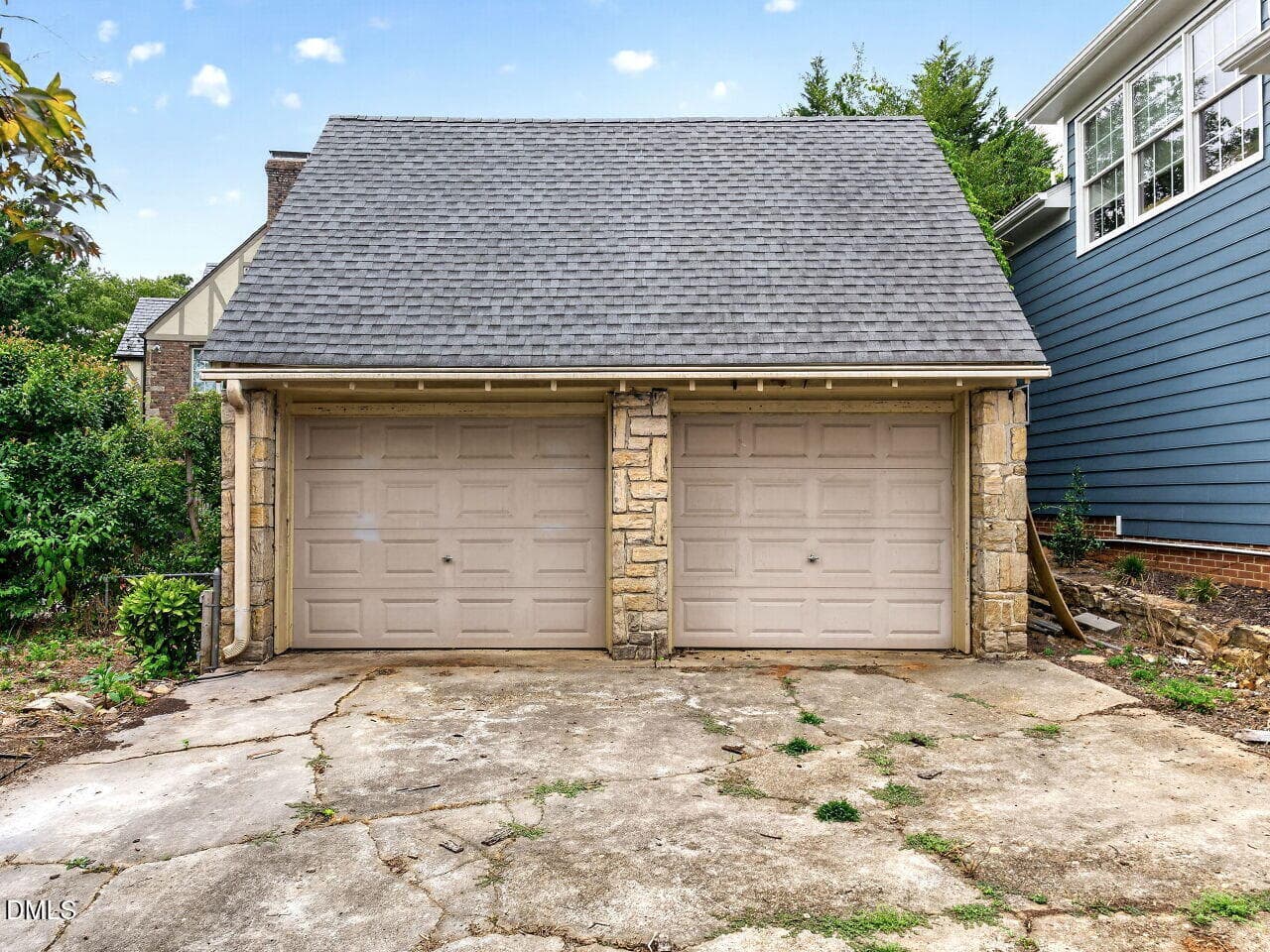 027-1280x960-detached-garage - 1509 Caswell Street, Raleigh, NC 27608, Raleigh