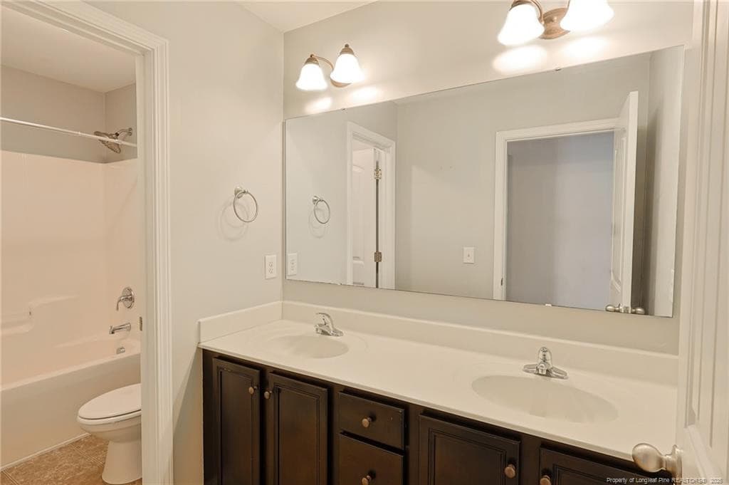 Photo 14 - 436 Stone Cross Drive, Spring Lake, NC 28390