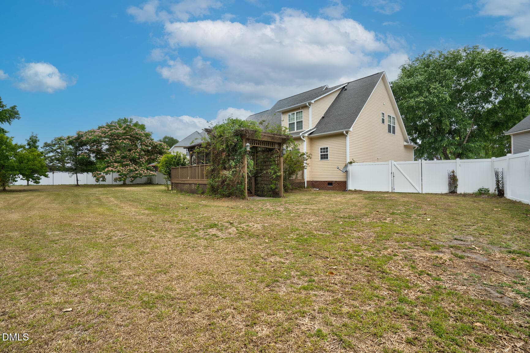 044-1328GenoaCourt-Greenville-NC-27858-F - 1328 Genoa Court, Greenville, NC 27858