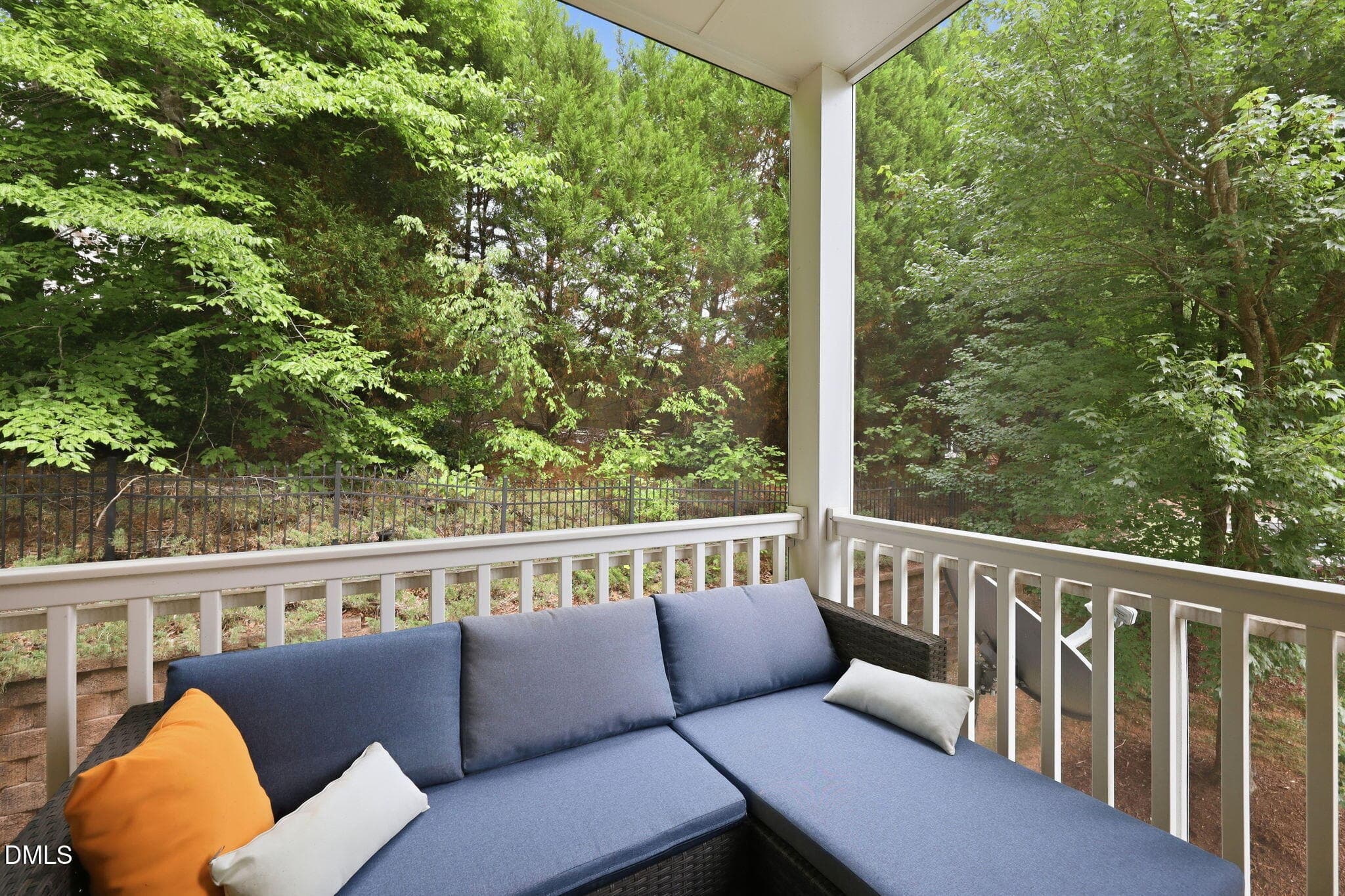 25-web-or-mls-IMG_0024 - 6102 Braidwood Court, Raleigh, NC 27612, Raleigh