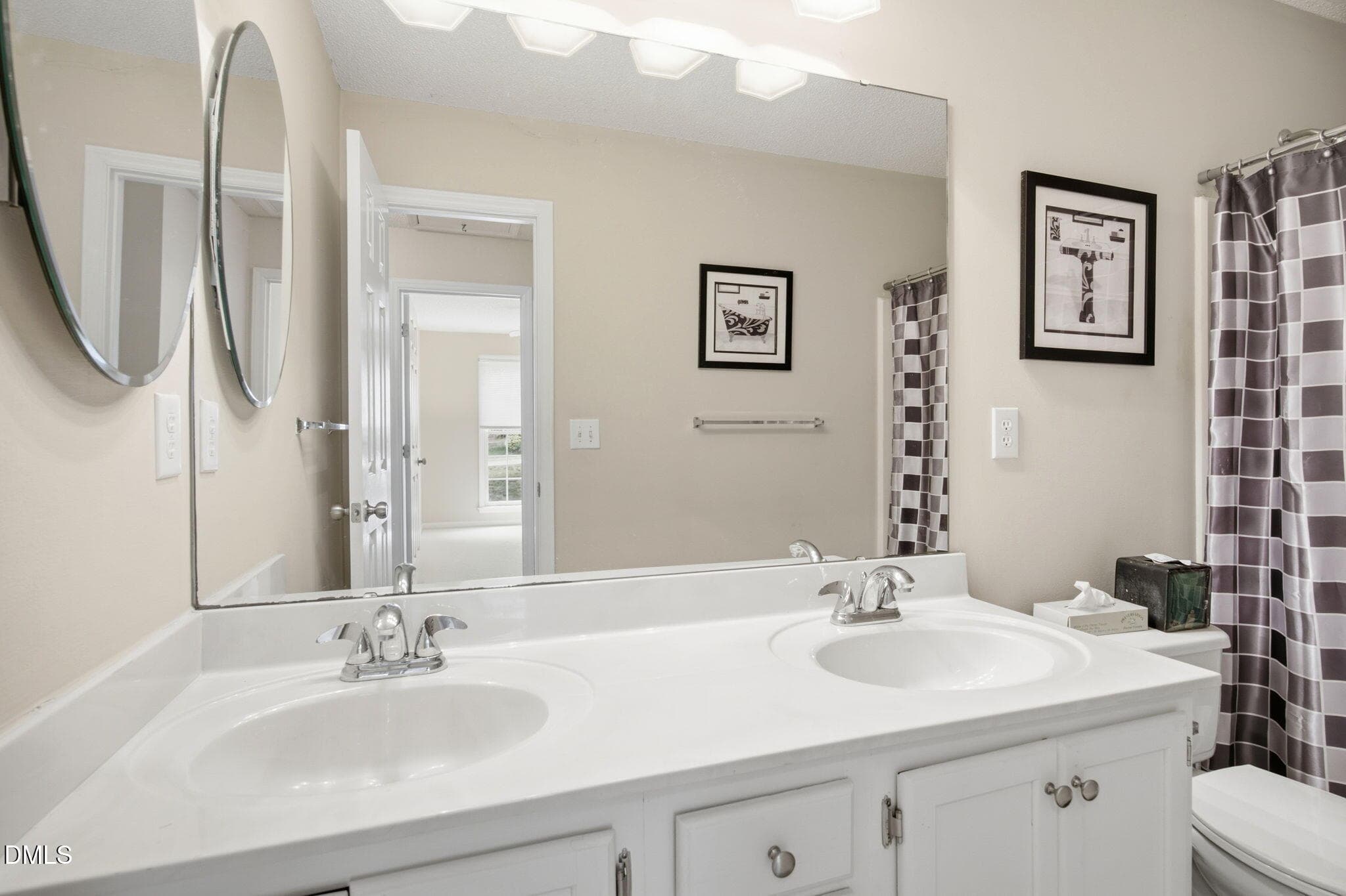 22-web-or-mls-IMG_3912 - 11113 N Radner Way, Raleigh, NC 27613, Raleigh
