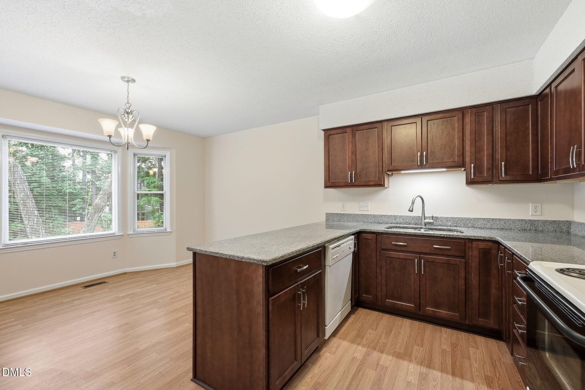 5-web-or-mls-IMG_6039 - 844 Athens Drive C, Raleigh, NC 27606, Raleigh
