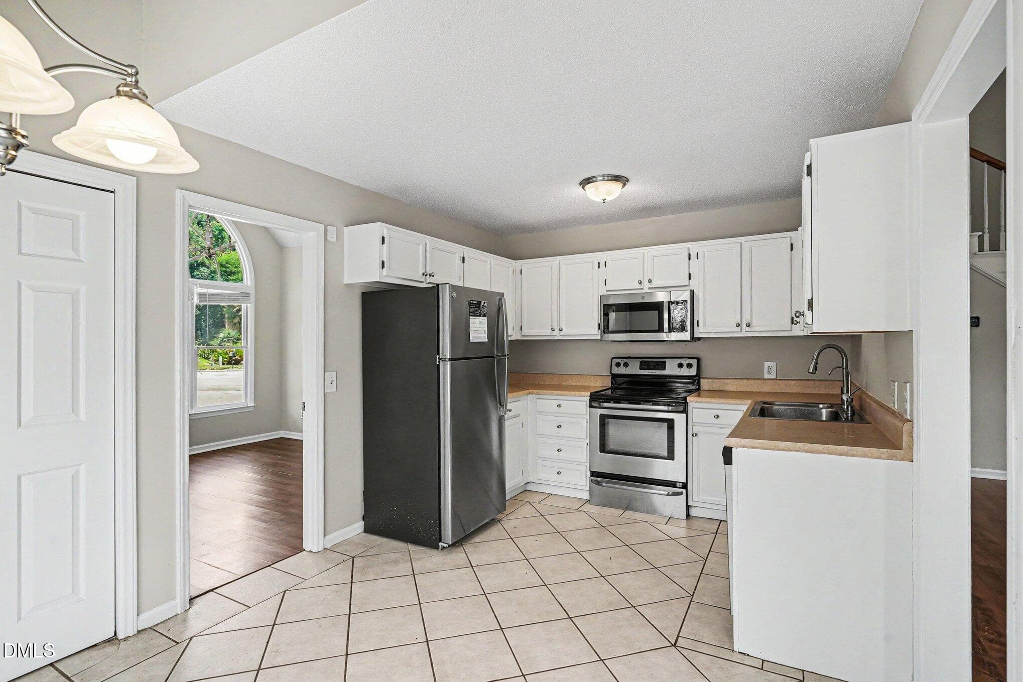 008_file_8921 - 4504 Emmit Drive, Raleigh, NC 27604, Raleigh
