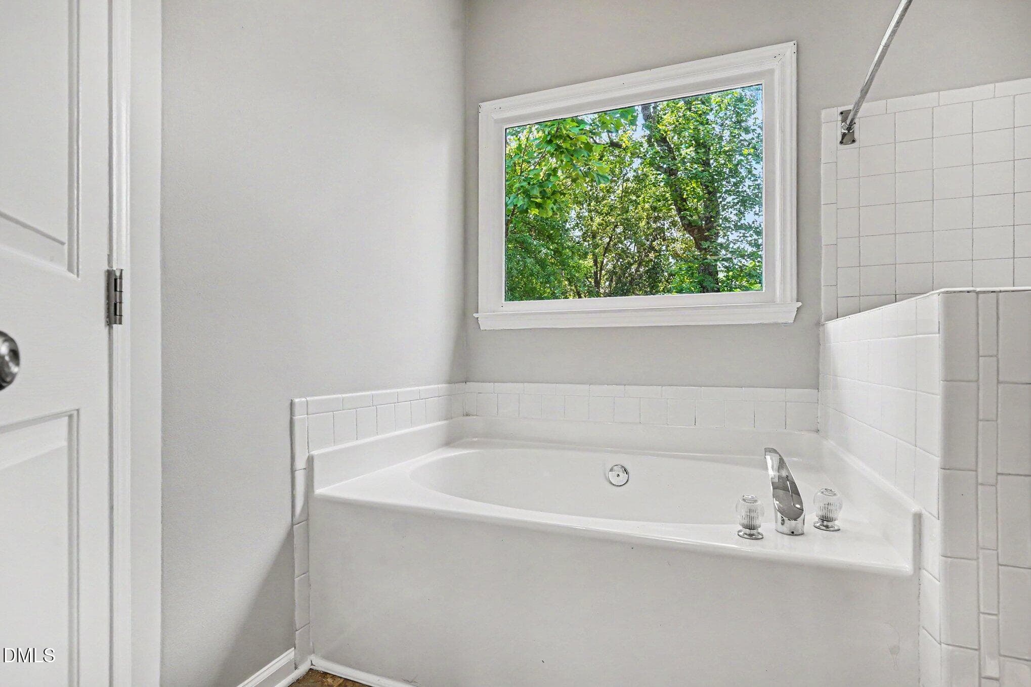 011_file_3642 - 4504 Emmit Drive, Raleigh, NC 27604, Raleigh