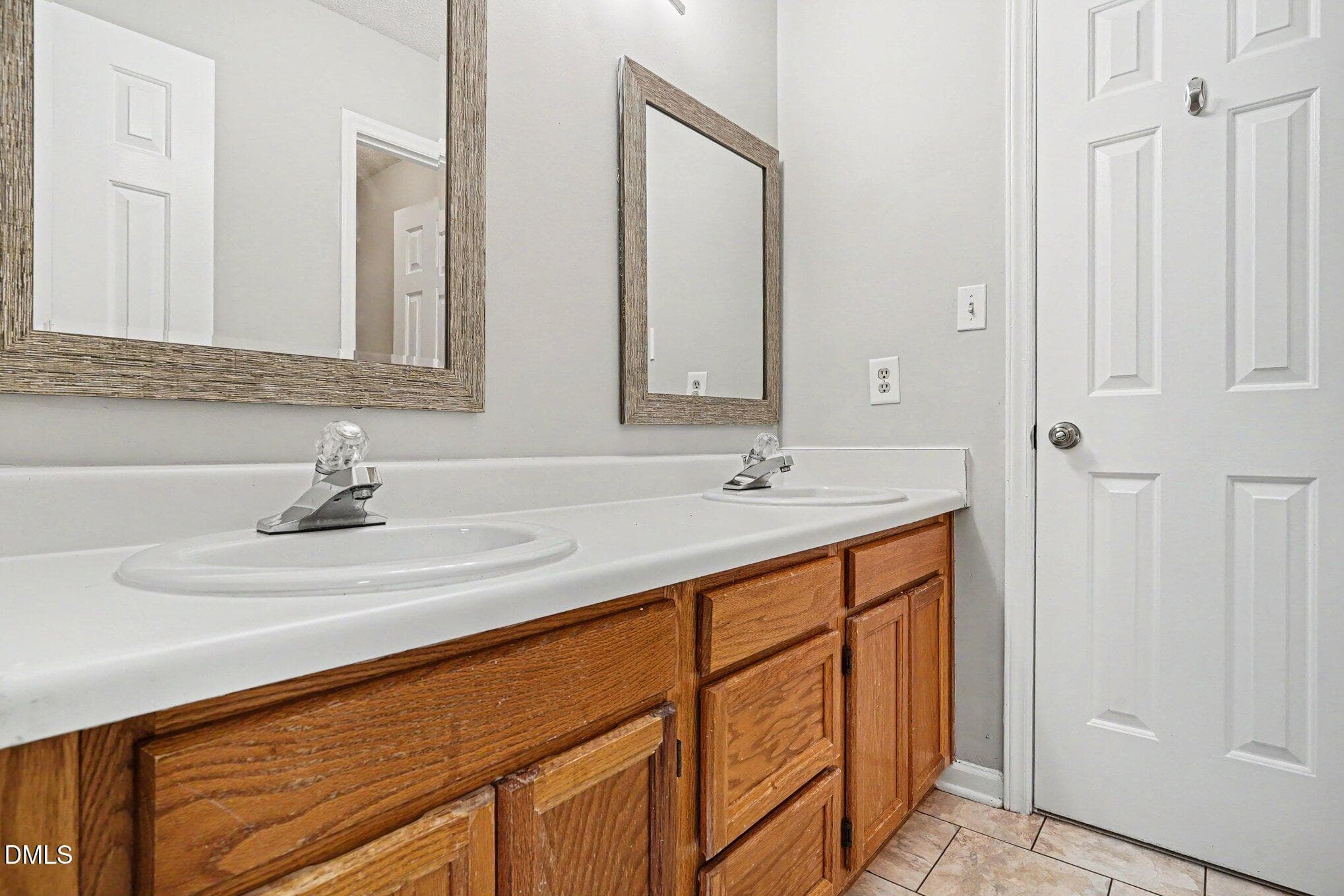 020_file_1066 - 4504 Emmit Drive, Raleigh, NC 27604, Raleigh