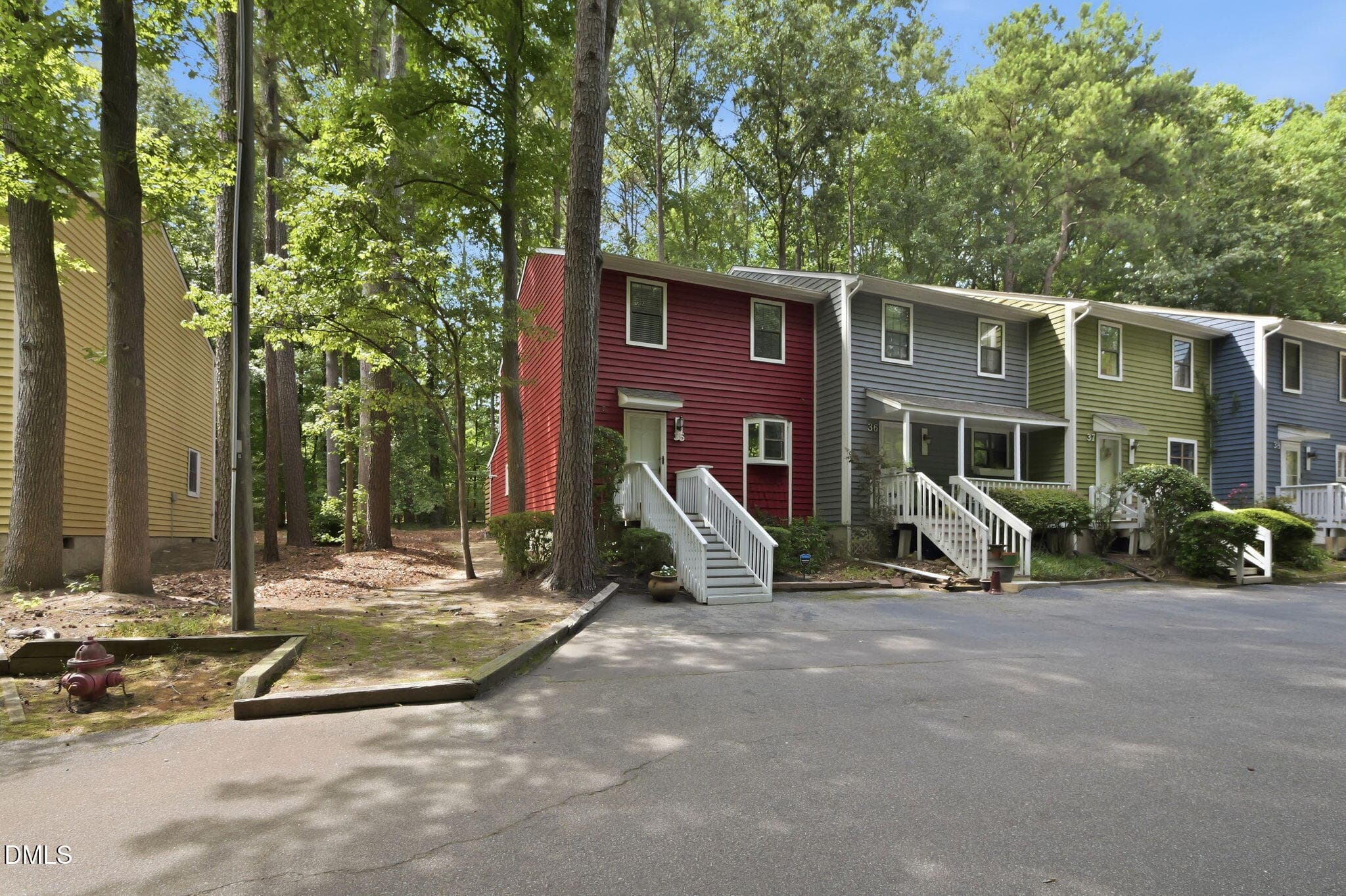 41-web-or-mls-P1133873 - 35 Willow Bridge Drive, Durham, NC 27707, Durham