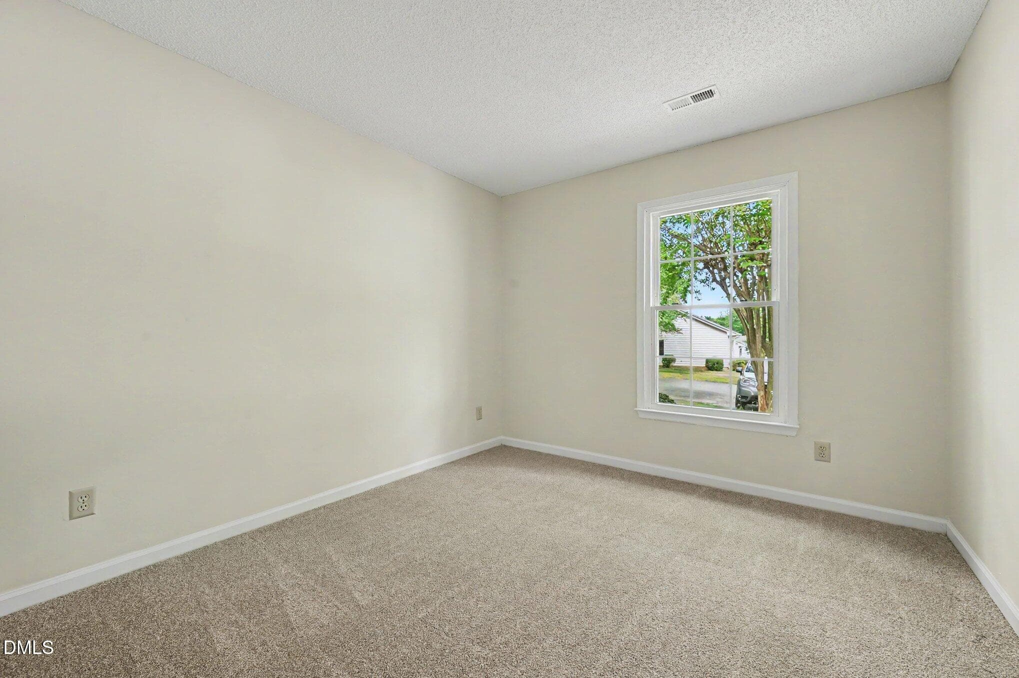 009_file_1569 - 6802 Fairpoint Court, Raleigh, NC 27613, Raleigh