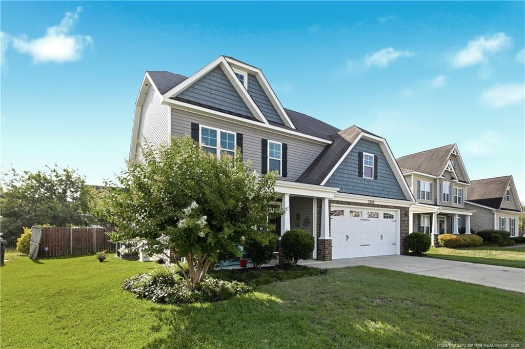 Photo 3 - 3608 Castlefield Lane, Fayetteville, NC 28306, Fayetteville