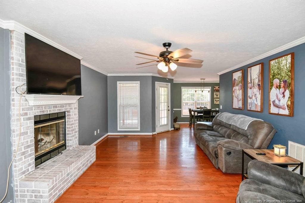 Family room - 256 Arlington Drive, Cameron, NC 28326